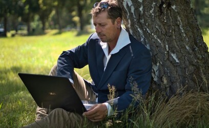 Стоит ли реагировать на то, что мужчина сидит на сайте знакомств