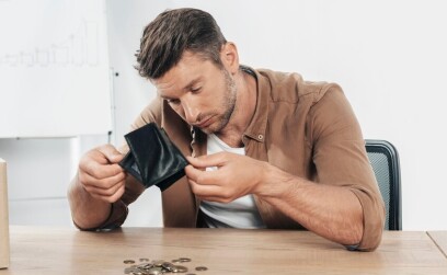 Что такое Скруджинг в отношениях и как его распознать