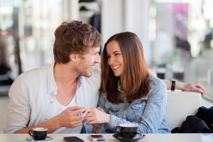 О чем можно поговорить при знакомстве с парнем