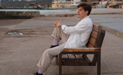 Бенчинг в отношениях — как не оказаться на скамейке запасных