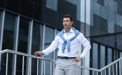 Где можно познакомиться с влиятельным мужчиной при должности: виртуальные площадки и реальные места