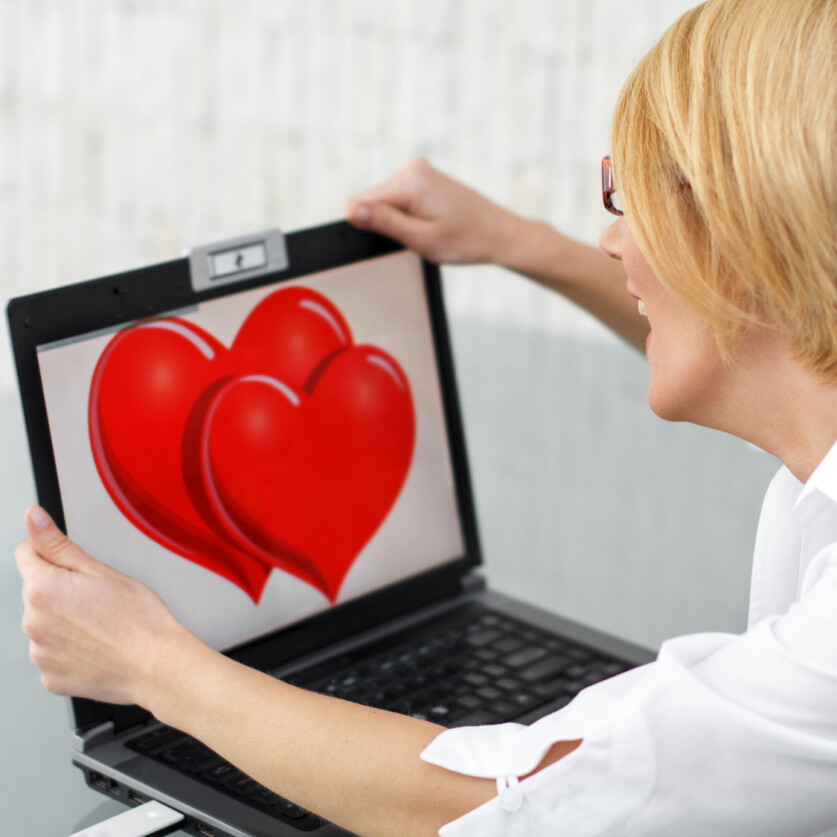 Π§ΡΠΎ ΡΠ°ΠΊΠΎΠ΅ Π²ΠΈΡΡΡΠ°Π»ΡΠ½ΡΠΉ ΡΠ»ΠΈΡΡ, Π² ΡΠ΅ΠΌ Π΅Π³ΠΎ ΠΏΡΠ΅ΠΈΠΌΡΡΠ΅ΡΡΠ²Π° ΠΈ ΠΏΠΎΠ΄Π²ΠΎΠ΄Π½ΡΠ΅ ΠΊΠ°ΠΌΠ½ΠΈ