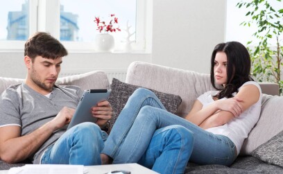 Чувство ненужности в отношениях с мужчиной: причины возникновения и способы избавления