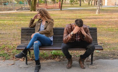 Стадии разрыва отношений у женщин