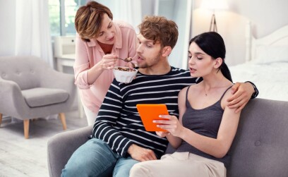 Что делать, если мой парень не хочет знакомиться с моей мамой?