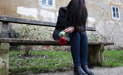 Низкая самооценка женщины в отношениях: проявление