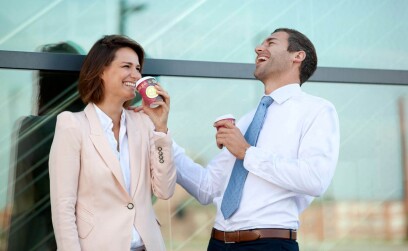 Как познакомиться с мужчиной в аэропорту: беспроигрышные подкаты и фразы