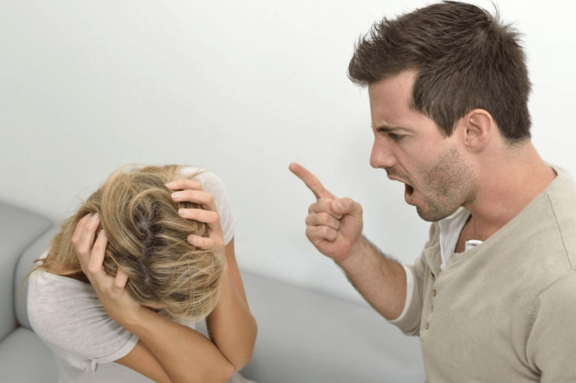 Пассивная агрессия в отношениях: определение понятия, признаки и способы избавления