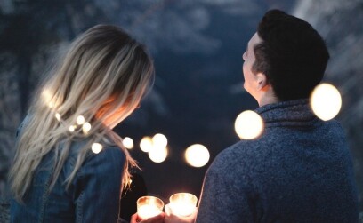 Какие вопросы задать парню при знакомстве — список популярных вариантов