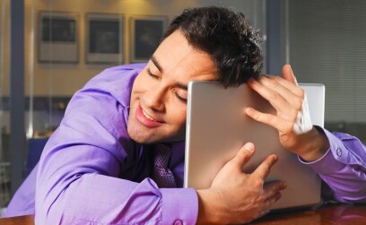 Для‌ ‌каких‌ ‌целей‌ ‌девушка‌ ‌с‌ ‌сайта‌ ‌знакомств‌ ‌просит‌ ‌номер‌ ‌«Ватсапа»